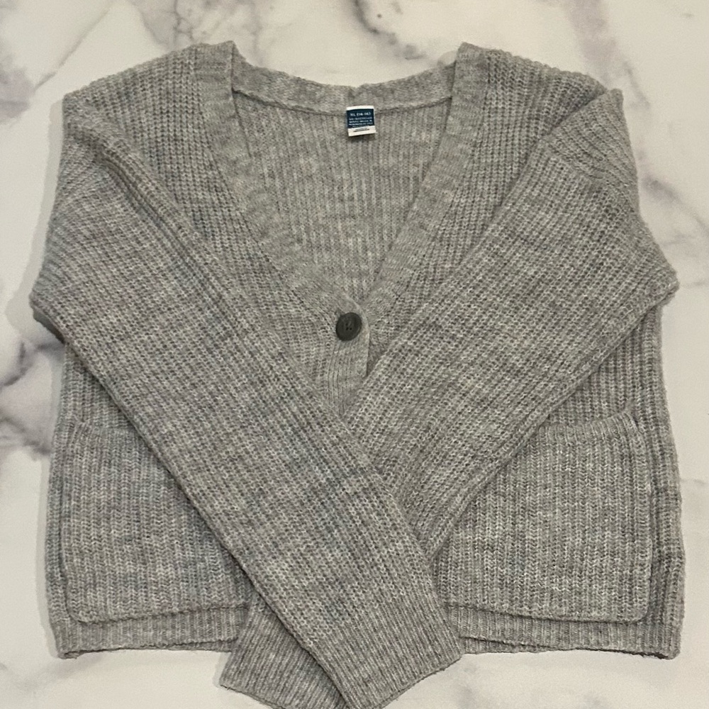 Old Navy Gray Ribbed Cardigan Sweater